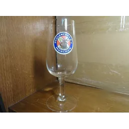1 VERRE PAULANER/ SALVATOR  30CL HT.19CM