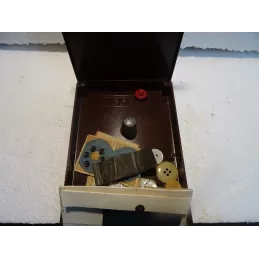 BOITE NECESSAIRE A COUDRE