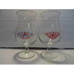 2 VERRES  TRIPLE VILLERS  33CL DIFFERENTS  HT 17.70CM