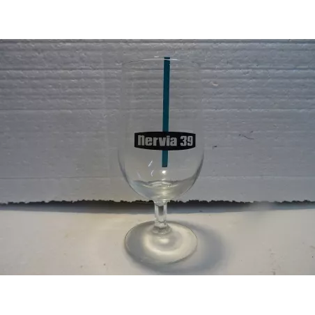 1 VERRE  NERVIA 25CL HT.15.20CM