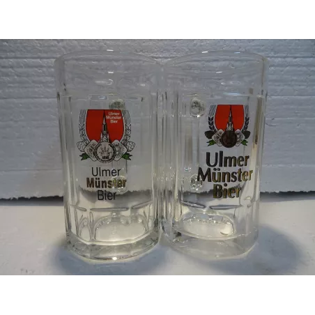 2 CHOPES ULMER MUNSTER DIFFERENTES  25CL HT.12.50CM