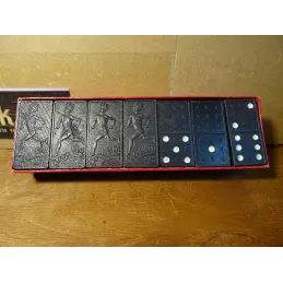 BOITE DE DOMINOES MADE IN ENGLAND  18.50CM X6CM