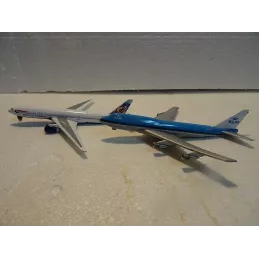 2 AVIONS BRITISH AIRWAYS/KLM