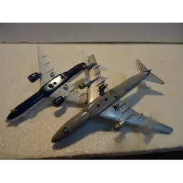 2 AVIONS BRITISH AIRWAYS/KLM