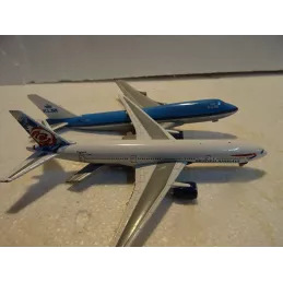 2 AVIONS BRITISH AIRWAYS/KLM