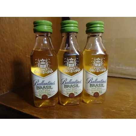 3 MIGNONNETTES  BALLANTINES  BRASIL  5CL