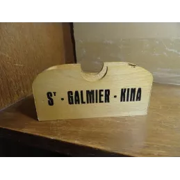 BOITE A CARTES SAINT GALMIER -KINA + SES PIONS ET JETONS