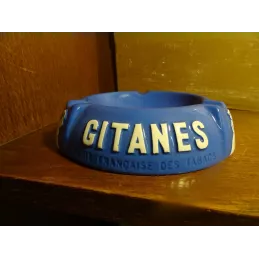 1 CENDRIER GITANES