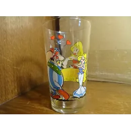 1 VERRE MOUTARDE AMORA ASTERIX HT 11.70CM