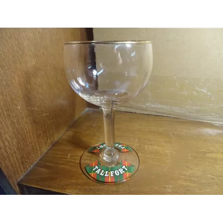 1 VERRE TALLFORT 25CL HT.15CM