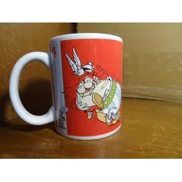 MUG ASTERIX HT 9.40CM ANNEE 2014