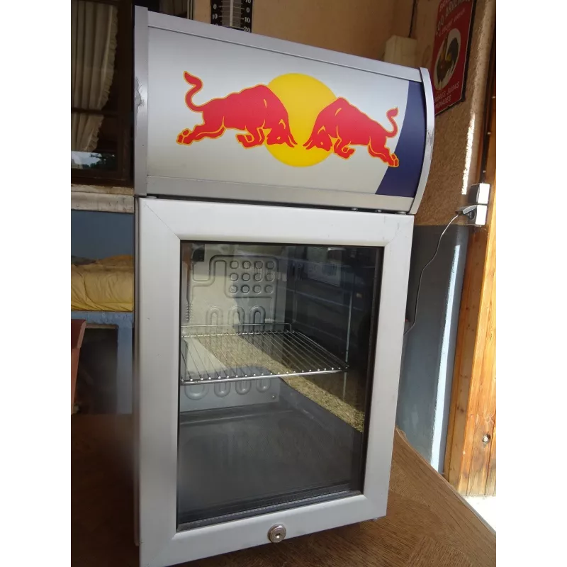 FRIGO RED BULL 55CM X29.50CM X36CM Tigrebock