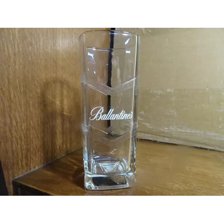 5 VERRES BALLANTINES 16CL HT 12.50CM