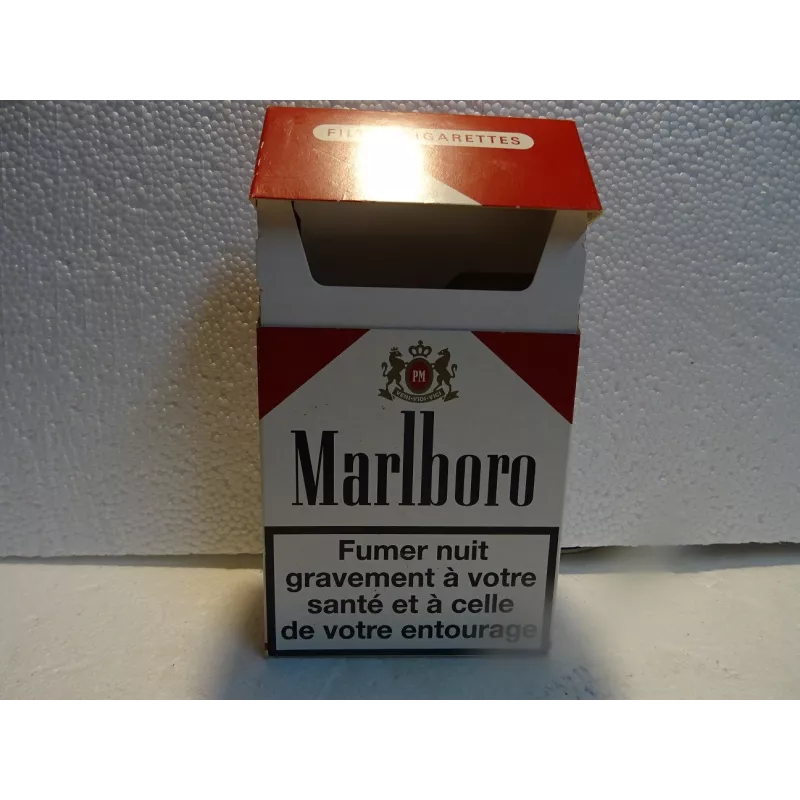 PAQUET MARLBORO GEANT HT 17CM 10.70CM X4.50CM Tigrebock