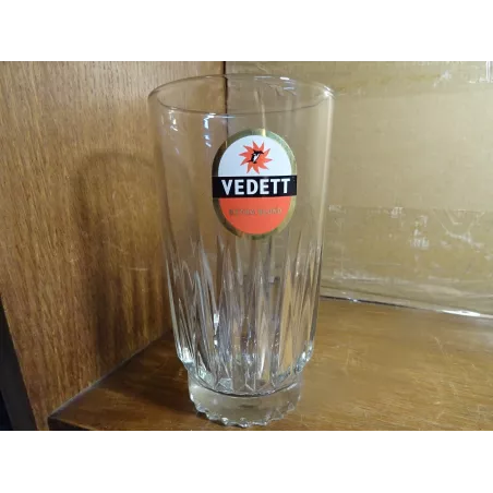 1 VERRE VEDETT COLLECTOR 33CL HT.14.70CM