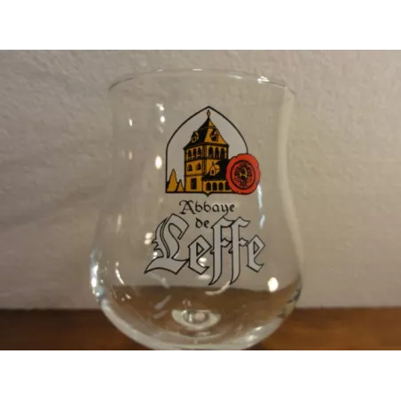 1 VERRE  LEFFE 25 CL