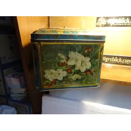 BELLE BOITE ANCIENNE  32CM X19CM X16.50CM