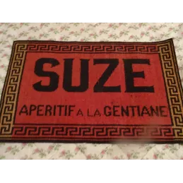 TAPIS DE CARTES SUZE  67.50CM X42.50CM