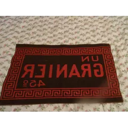 TAPIS DE CARTES  UN GRANIER  70CM X42CM
