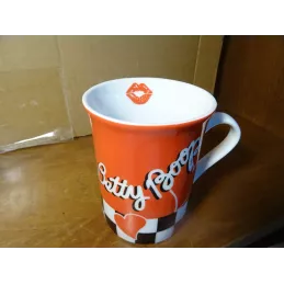 MUG BETTY BOOP 25CL HT.10CM