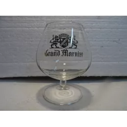 6 VERRES GRAND MARNIER 15/17CL HT 10.50CM