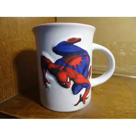 MUG  SPIDERMAN  ANNEE 2008  HT 9.80CM