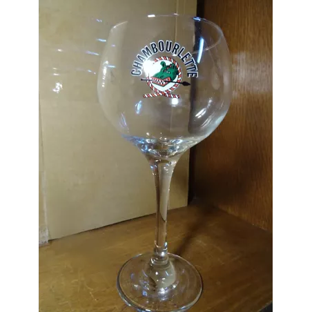 1 VERRE  CHAMBOURLETTE  25/30CL  HT 21.50CM