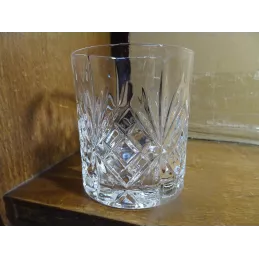 6 VERRES MARTINI  25CL HT.9.30CM