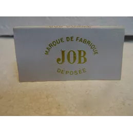 FEUILLES DE PAPIER CIGARETTES JOB