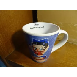 MUG BETTY BOOP ANNEE 2007 HT 10.20CM  18ANS  CA LE FAIT