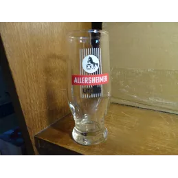 1 VERRE  ALLERSHEIMER  URPILS 25CL HT.14.20CM