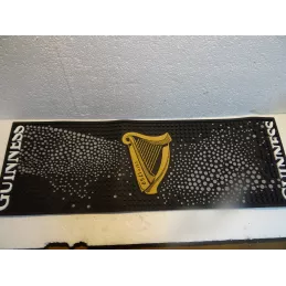 TAPIS EGOUTTOIR  GUINNESS  50CM X20CM