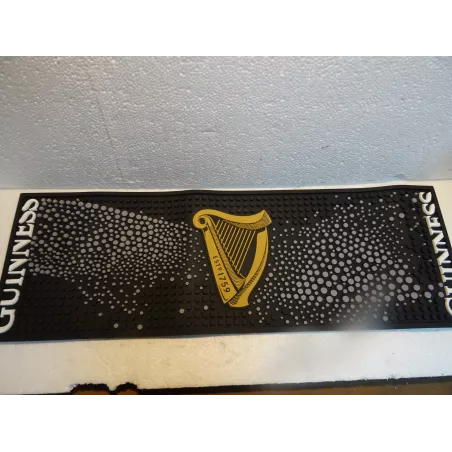 TAPIS EGOUTTOIR  GUINNESS  50CM X20CM