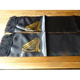 2 ECHARPES GUINNESS  1M50 X15CM