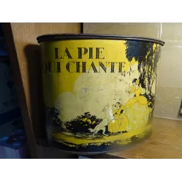 BOITE  LA PIE QUI CHANTE  23CM X13CM  HT 18CM