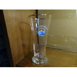 Photo Une girafe à bière 2L en verre avec son support en