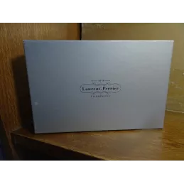 COFFRET DE 2 JEUX DE CARTES  LAURENT PERRIER