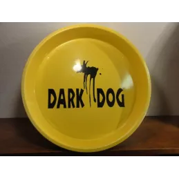 1 PLATEAU DARK DOG