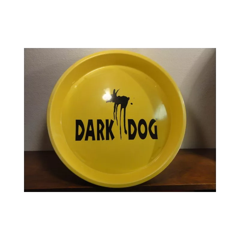 1 PLATEAU DARK DOG