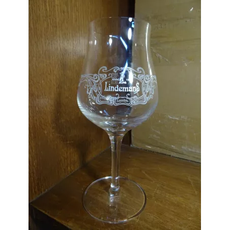 1 VERRE LINDEMANS 25CL HT 20.50CM