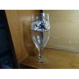 1 VERRE  LIMBURGSE WITTE 33CL HT.20.20CM