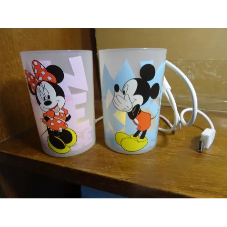 COFFRET 2 LAMPES A LED MICKEY ET MINNIE  AVEC PRISE USB