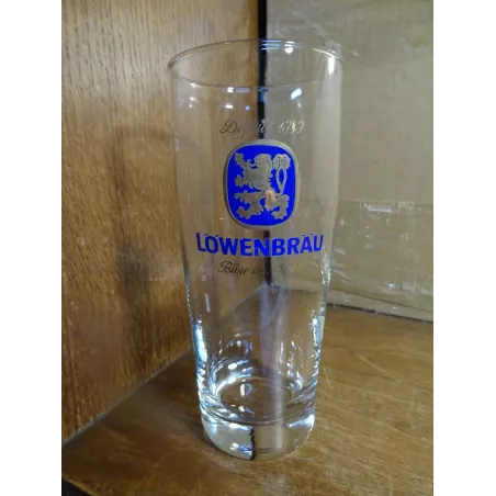 1 VERRE LOWENBRAU 25CL HT.14.70CM