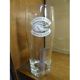 1 VERRE  CREEMORE SPRINGS 50CL HT 18.50CM