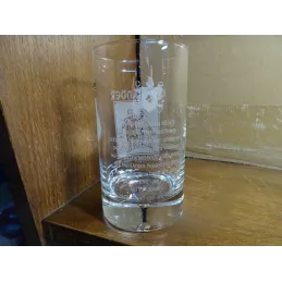 1 VERRE  HIGHLANDER 30CL HT.13.50CM
