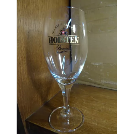 1 VERRE HOLSTEN 25CL HT.18.50CM