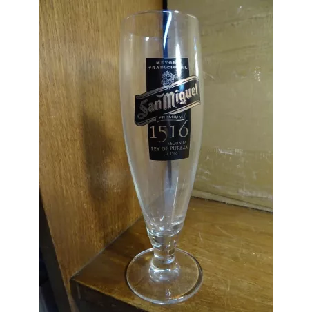 1 VERRE SAN  MIGUEL  25/30CL HT 19.90CM