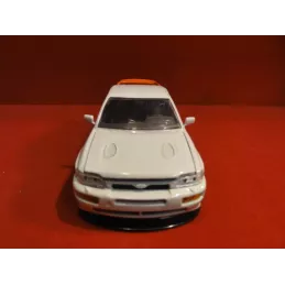 1 VOITURE  ESCORT RS COSWORTH  1/24