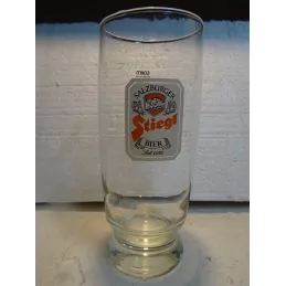 1 VERRE STIEGL 50CL...