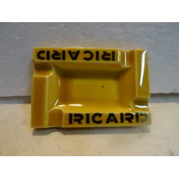 1 CENDRIER RICARD